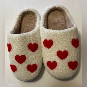 Heart Patterned Bedroom Slippers 42-43